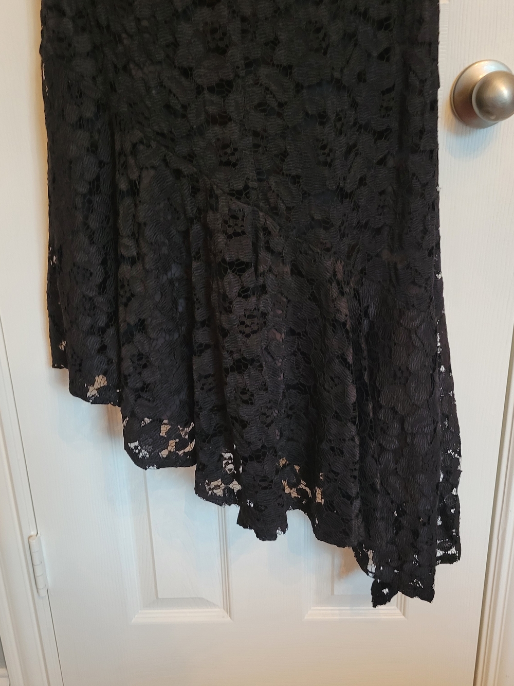 Trina Turk Black Asymmetrical Lace Dress - Picture 4 of 7